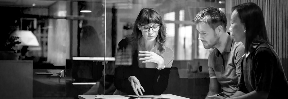 925x320-Staff-Insights-B&W